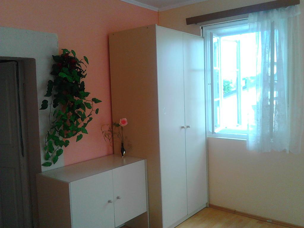 Jiřetínská chaloupka Apartamento Jiřetín pod Jedlovou Exterior foto