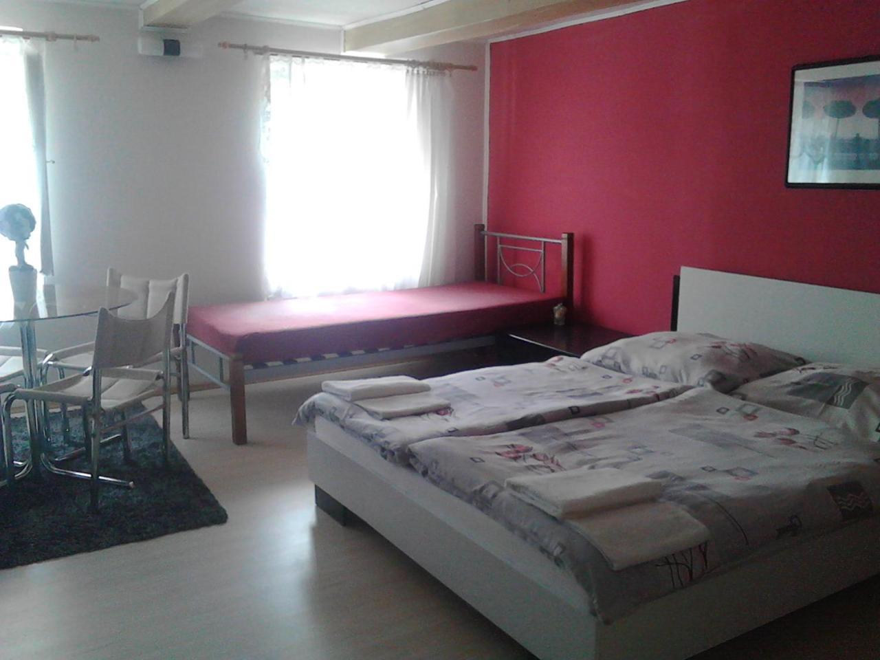 Jiřetínská chaloupka Apartamento Jiřetín pod Jedlovou Exterior foto