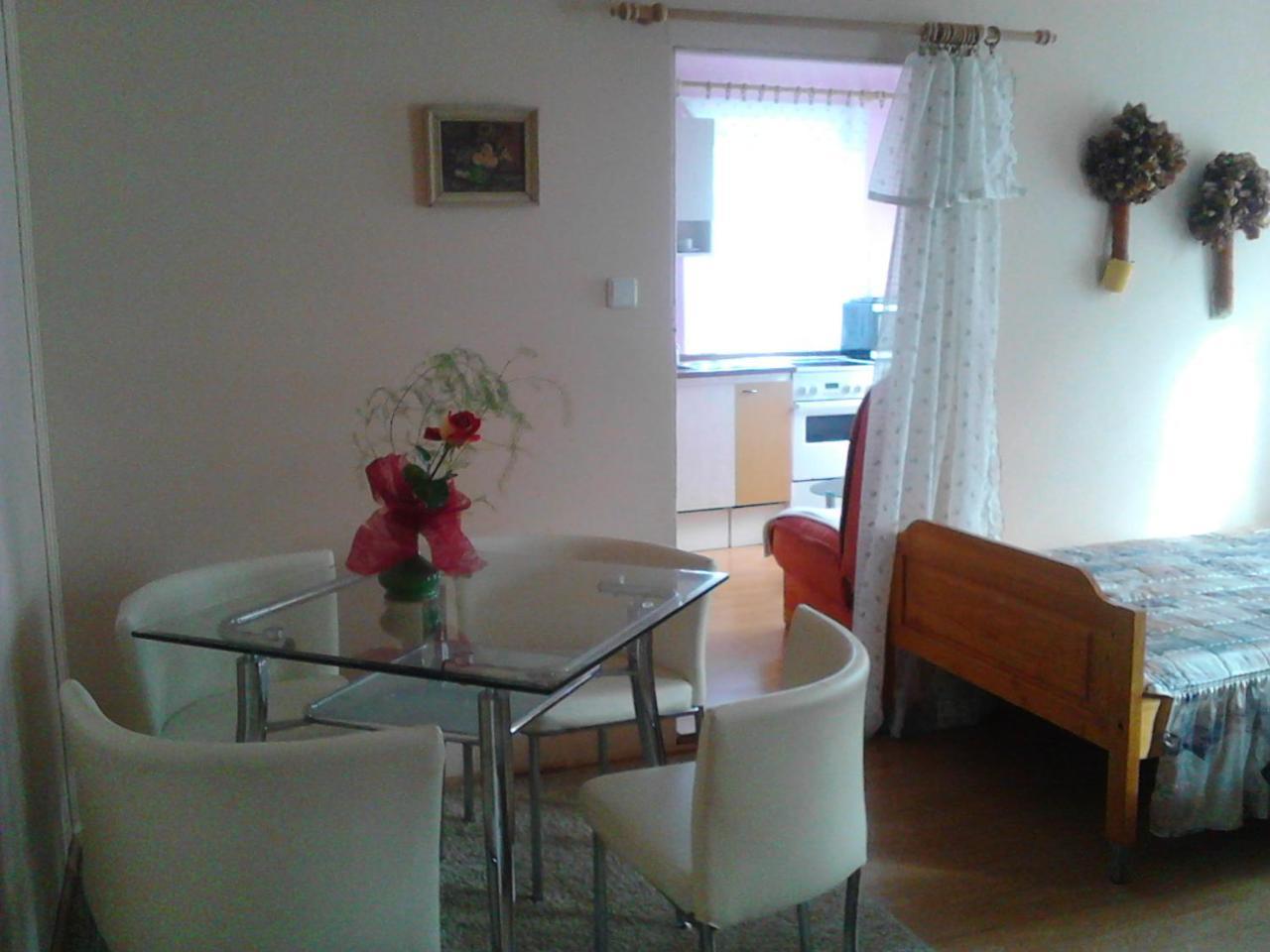 Jiřetínská chaloupka Apartamento Jiřetín pod Jedlovou Exterior foto
