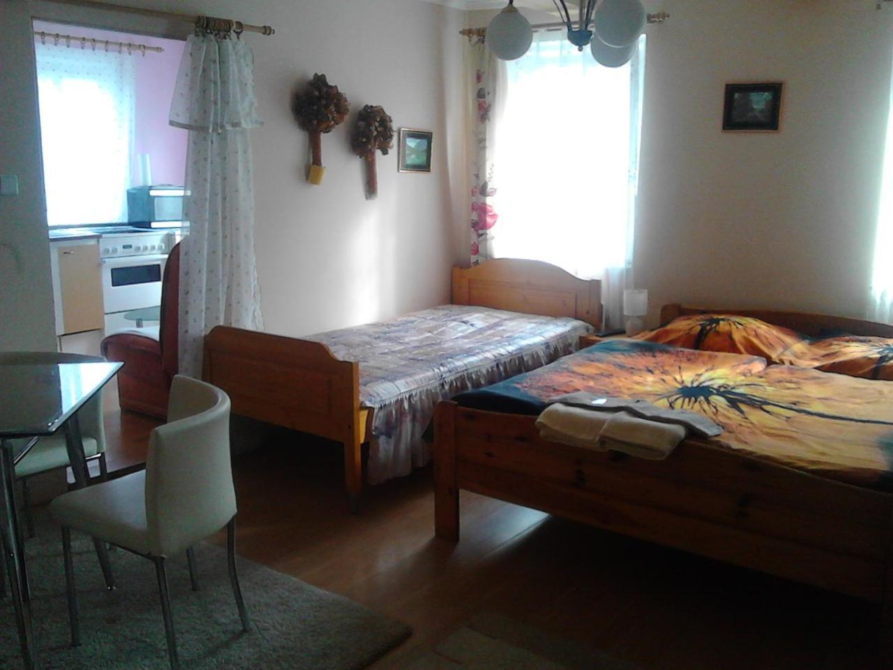 Jiřetínská chaloupka Apartamento Jiřetín pod Jedlovou Exterior foto