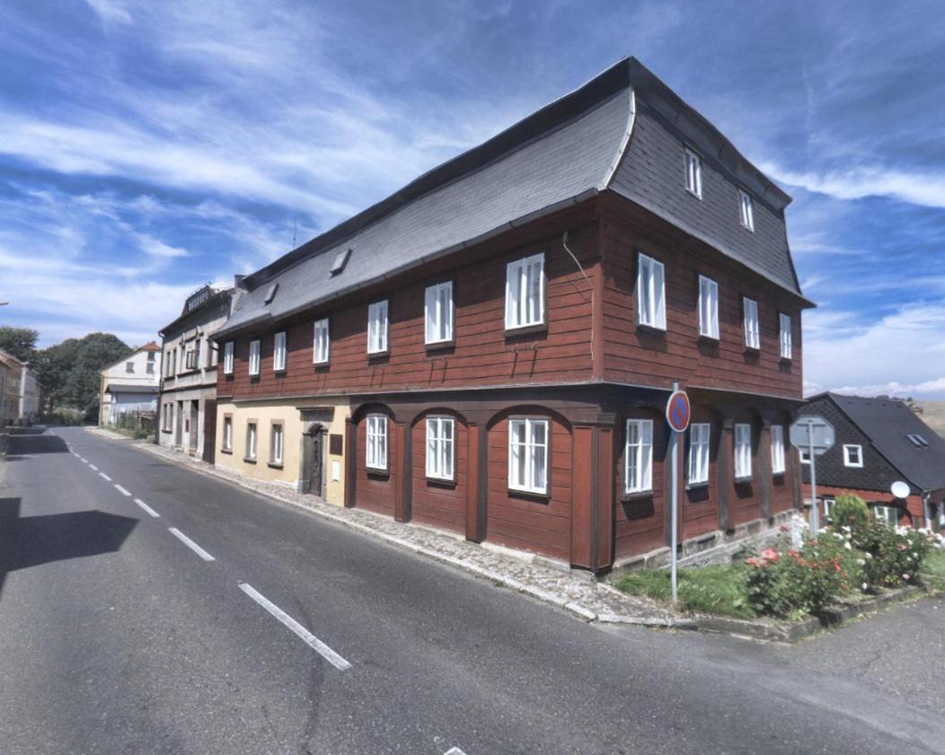 Jiřetínská chaloupka Apartamento Jiřetín pod Jedlovou Exterior foto